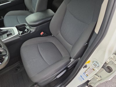 2019 Toyota RAV4 LE AWD (Natl)