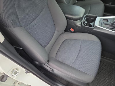 2019 Toyota RAV4 LE AWD (Natl)