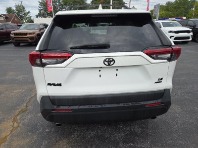 2019 Toyota RAV4 LE AWD (Natl)
