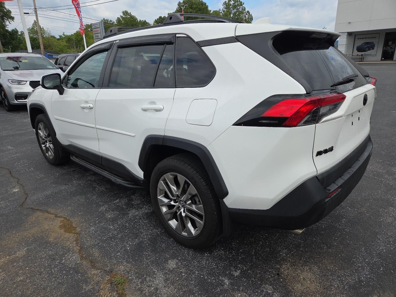 2019 Toyota RAV4 LE AWD (Natl)