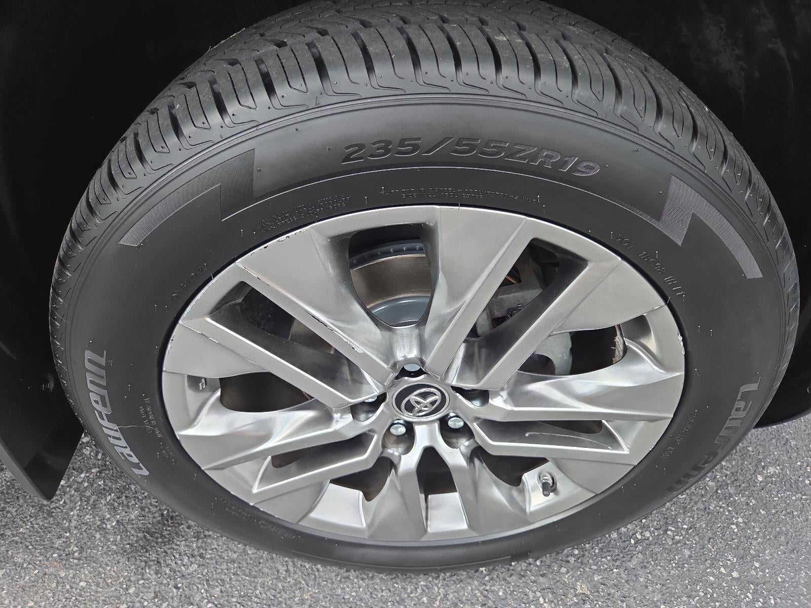 2019 Toyota RAV4 LE AWD (Natl)