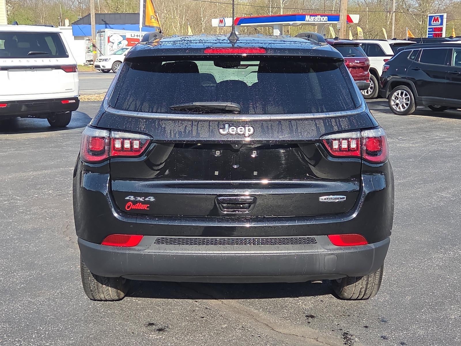 2022 Jeep Compass Latitude Lux