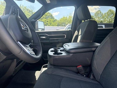 2025 RAM 2500 Big Horn 4x4 Crew Cab 6'4" Box