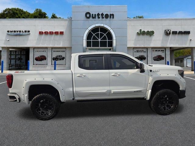2023 GMC Sierra 1500 Crew Cab Short Box 4-Wheel Drive AT4