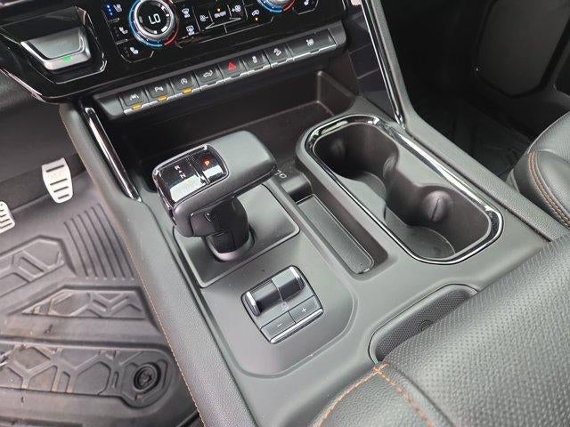 2023 GMC Sierra 1500 Crew Cab Short Box 4-Wheel Drive AT4