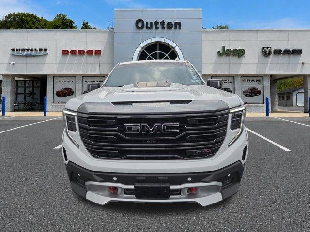 2023 GMC Sierra 1500 Crew Cab Short Box 4-Wheel Drive AT4