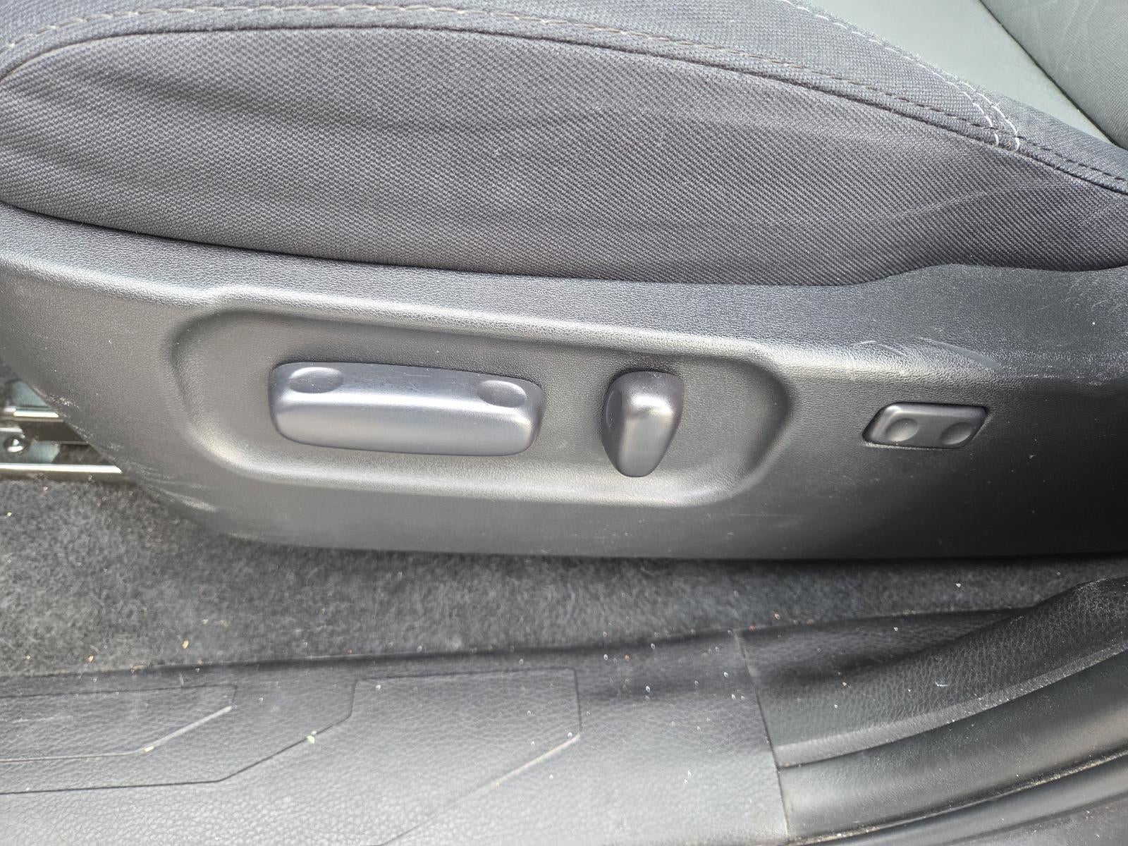 2021 Toyota Tacoma 4WD 4WD TRD Sport Double Cab 5' Bed V6 AT (Natl)