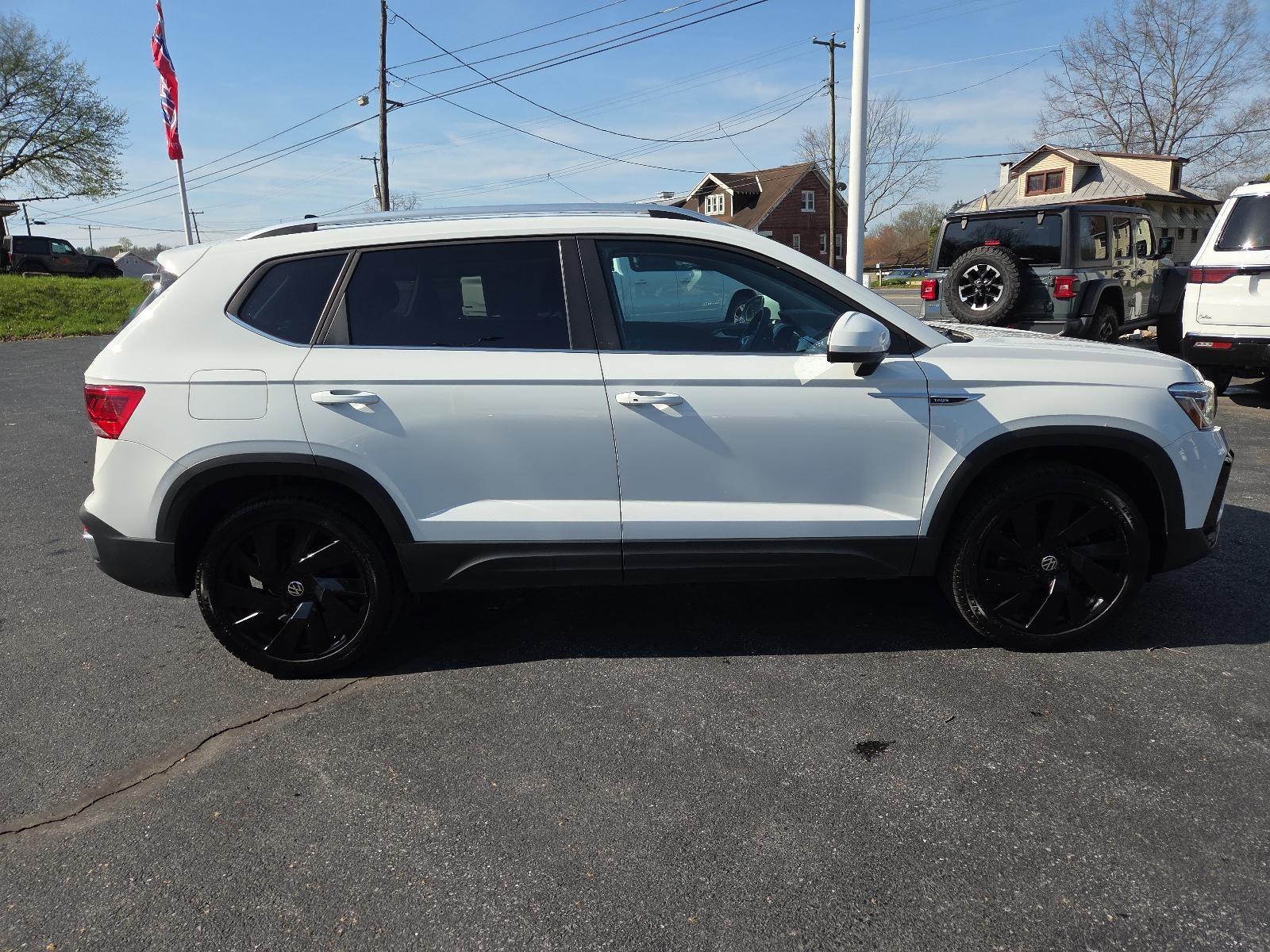 2023 Volkswagen Taos SEL 4MOTION