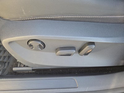 2023 Volkswagen Taos SEL 4MOTION