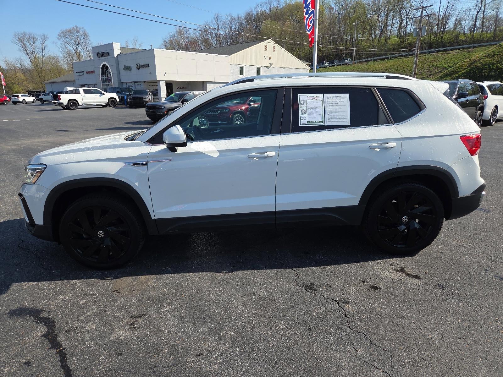 2023 Volkswagen Taos SEL 4MOTION