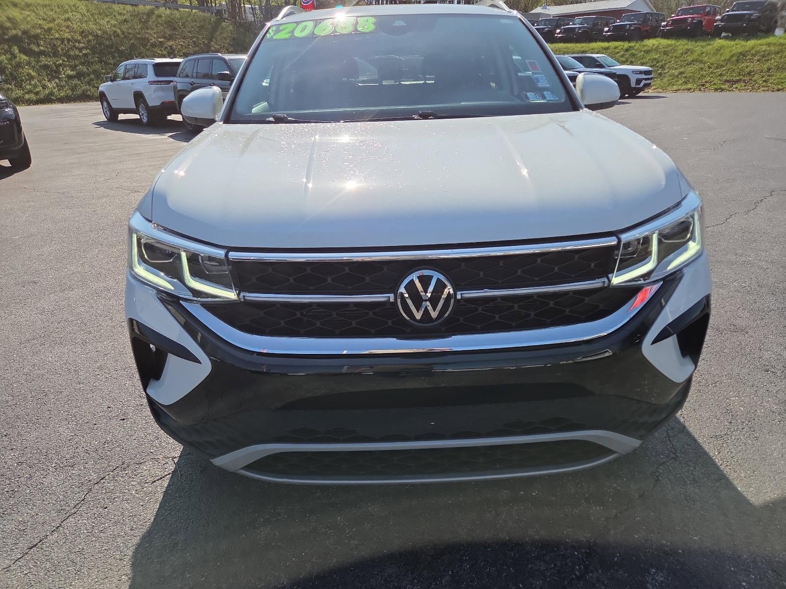 2023 Volkswagen Taos SEL 4MOTION