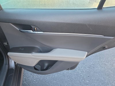 2022 Toyota Camry Hybrid LE CVT (Natl)
