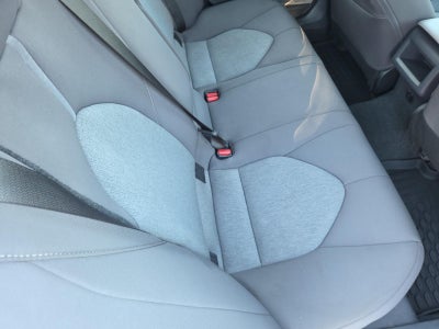 2022 Toyota Camry Hybrid LE CVT (Natl)