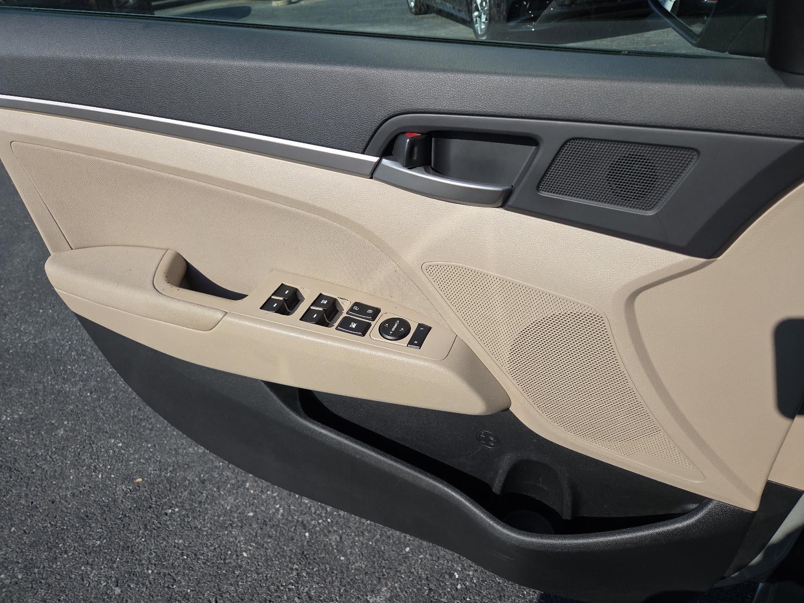 2018 Hyundai ELANTRA SEL 2.0L Auto