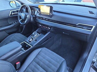2023 Mitsubishi Outlander SE S-AWC