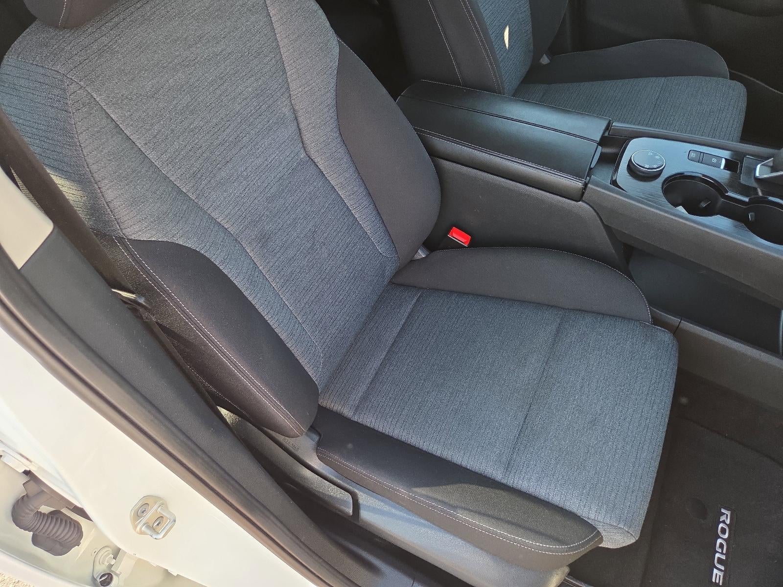 2021 Nissan Rogue AWD SV