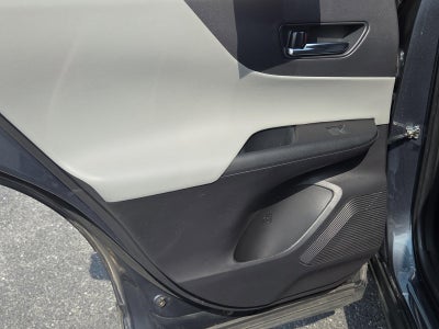 2022 Toyota Venza LE AWD (GS)