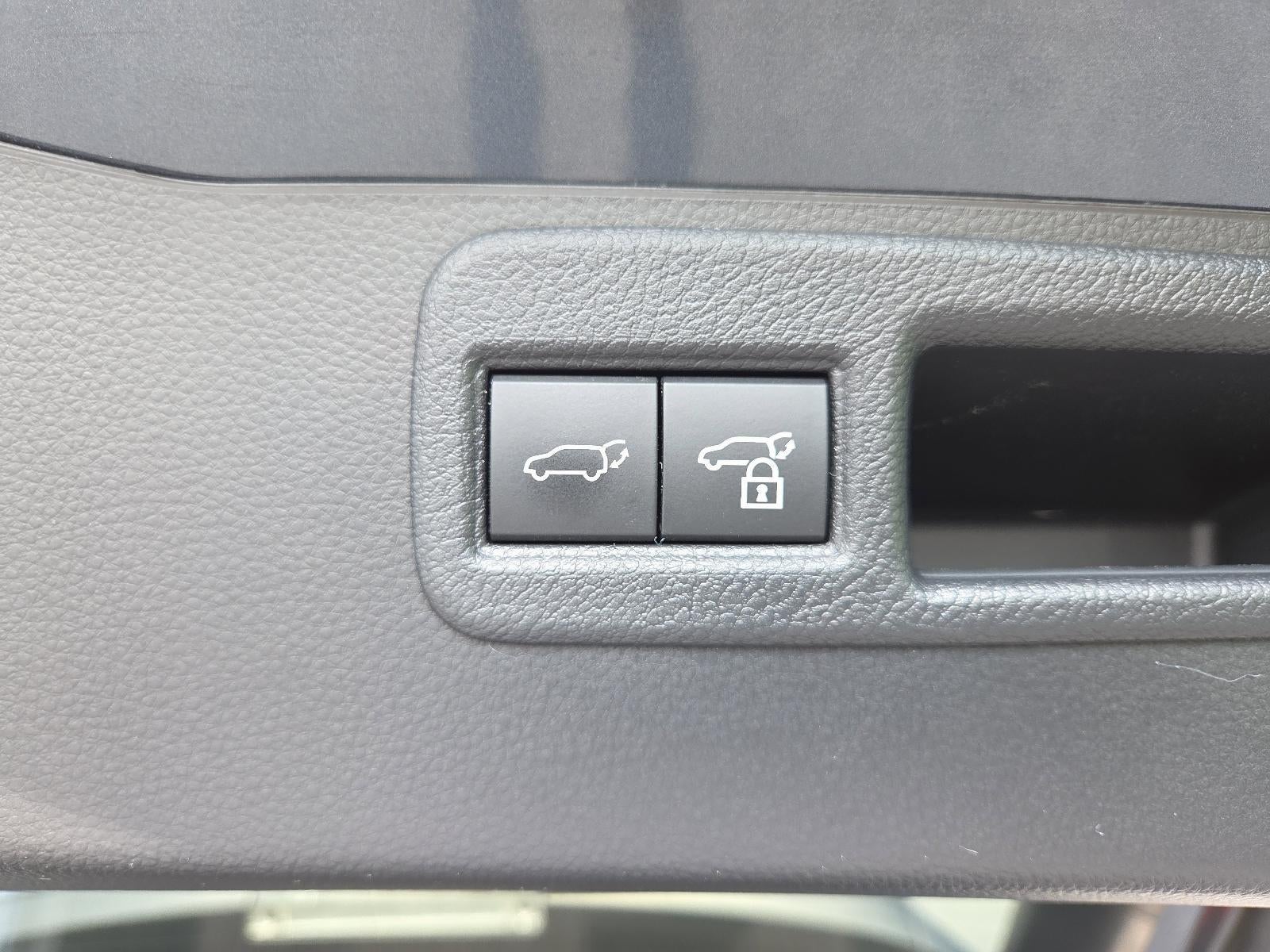 2022 Toyota Venza LE AWD (GS)