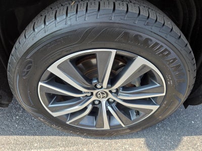 2022 Toyota Venza LE AWD (GS)