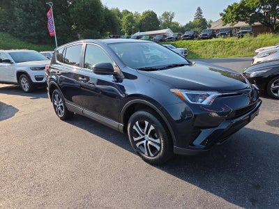 2018 Toyota RAV4 LE AWD (Natl)