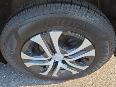 2018 Toyota RAV4 LE AWD (Natl)