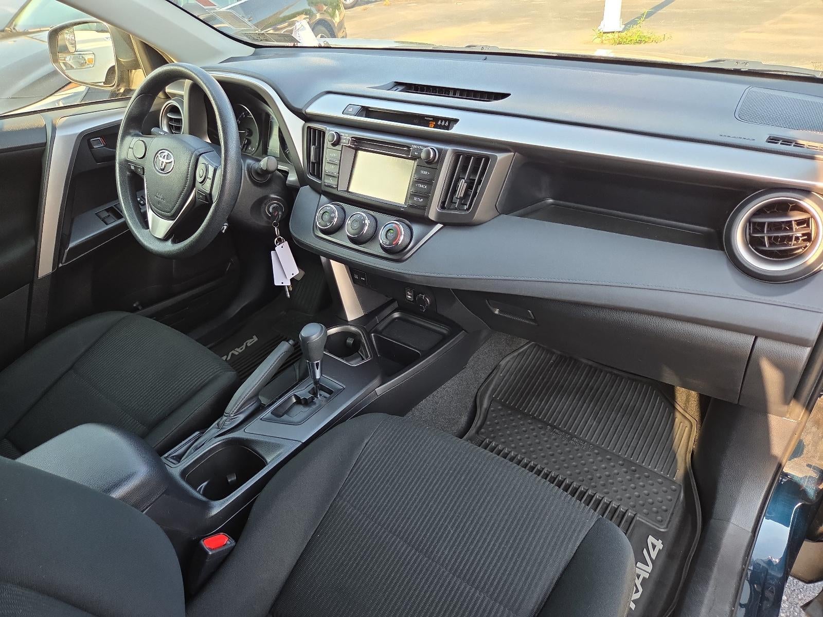 2018 Toyota RAV4 LE AWD (Natl)