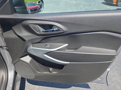 2025 Chevrolet Trax FWD 4dr LS