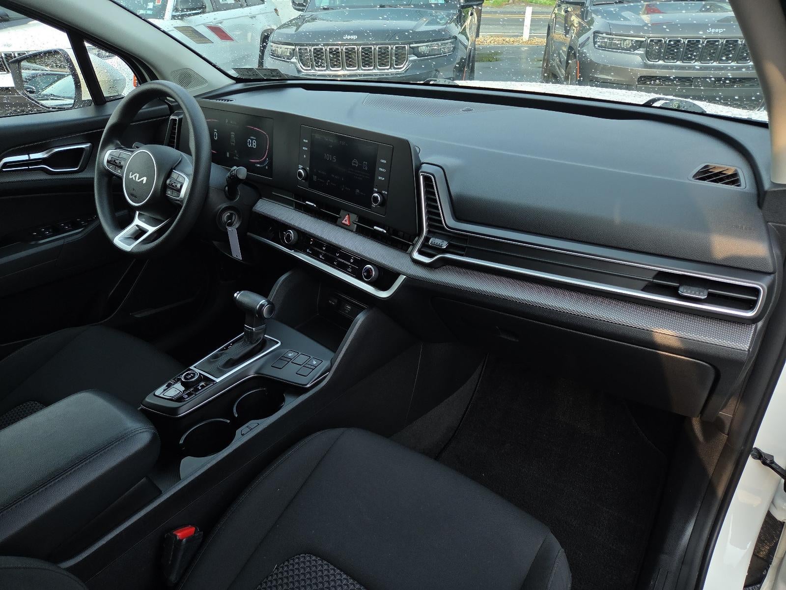 2023 Kia Sportage LX AWD