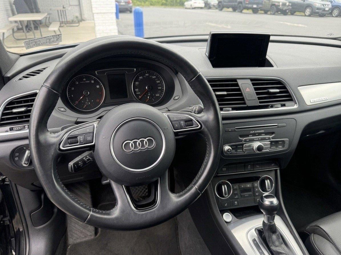 2018 Audi Q3 2.0 TFSI Premium Plus quattro AWD