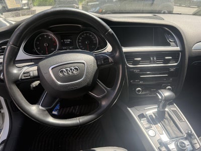 2014 Audi A4 4dr Sdn Auto quattro 2.0T Premium Plus