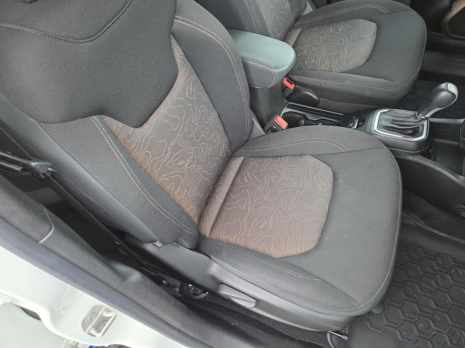 2023 Jeep Renegade (RED) Edition 4x4 *Ltd Avail*