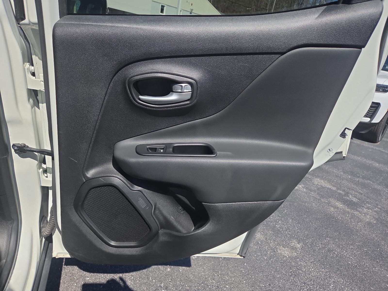 2023 Jeep Renegade Trailhawk 4x4