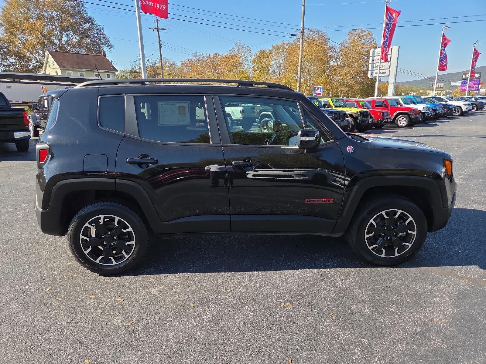 2023 Jeep Renegade Trailhawk 4x4