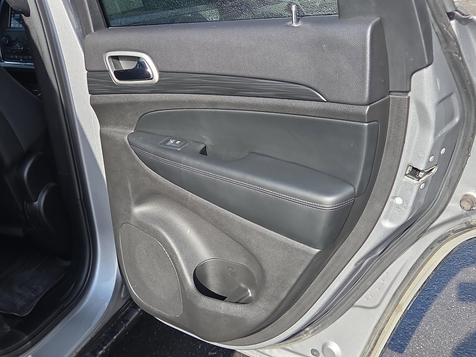 2020 Jeep Grand Cherokee Laredo E 4x4