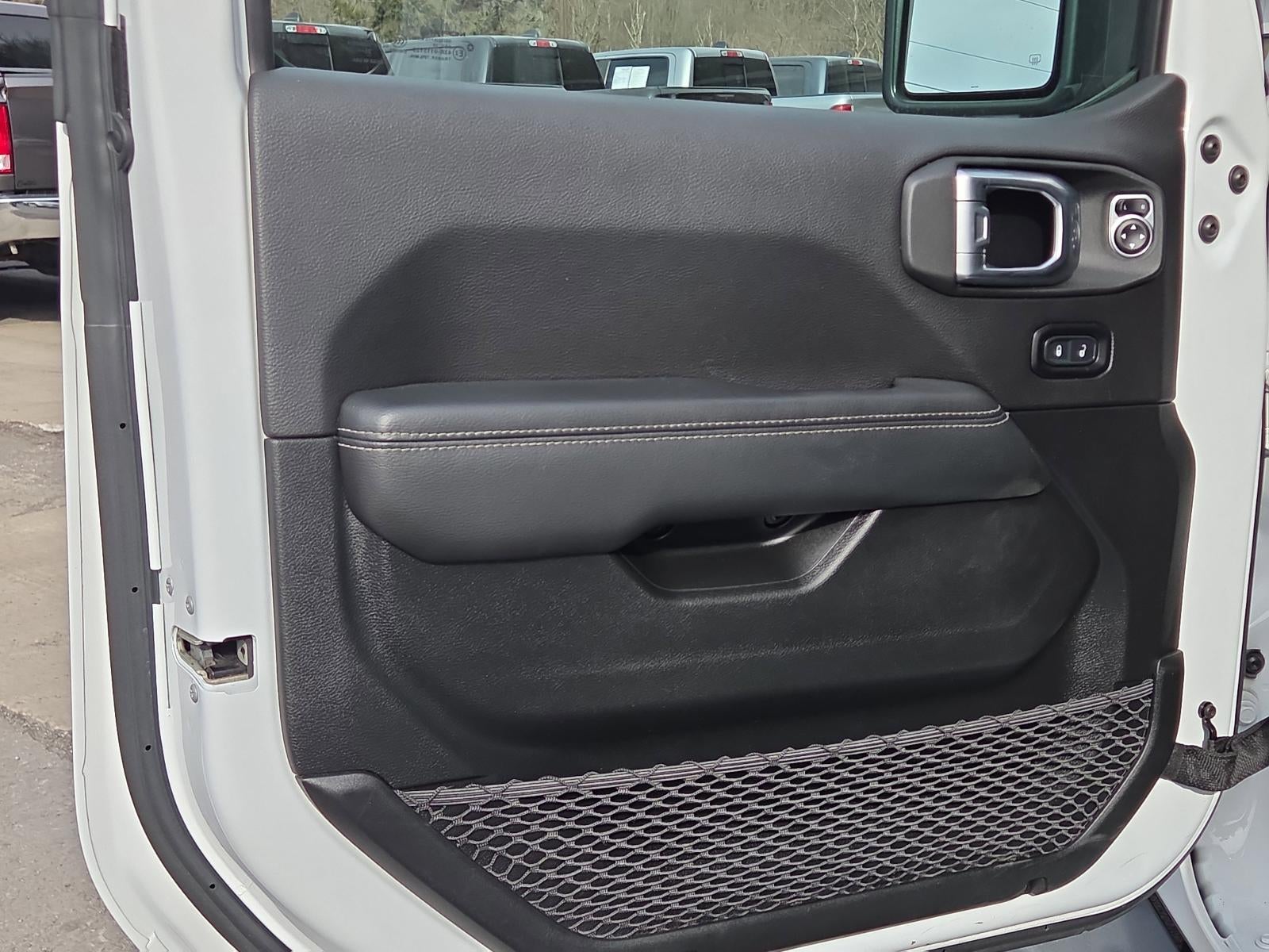 2021 Jeep Gladiator Overland 4x4