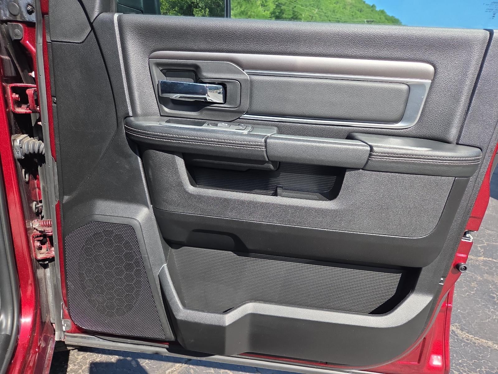 2024 RAM 1500 Classic Warlock 4x4 Quad Cab 6'4" Box