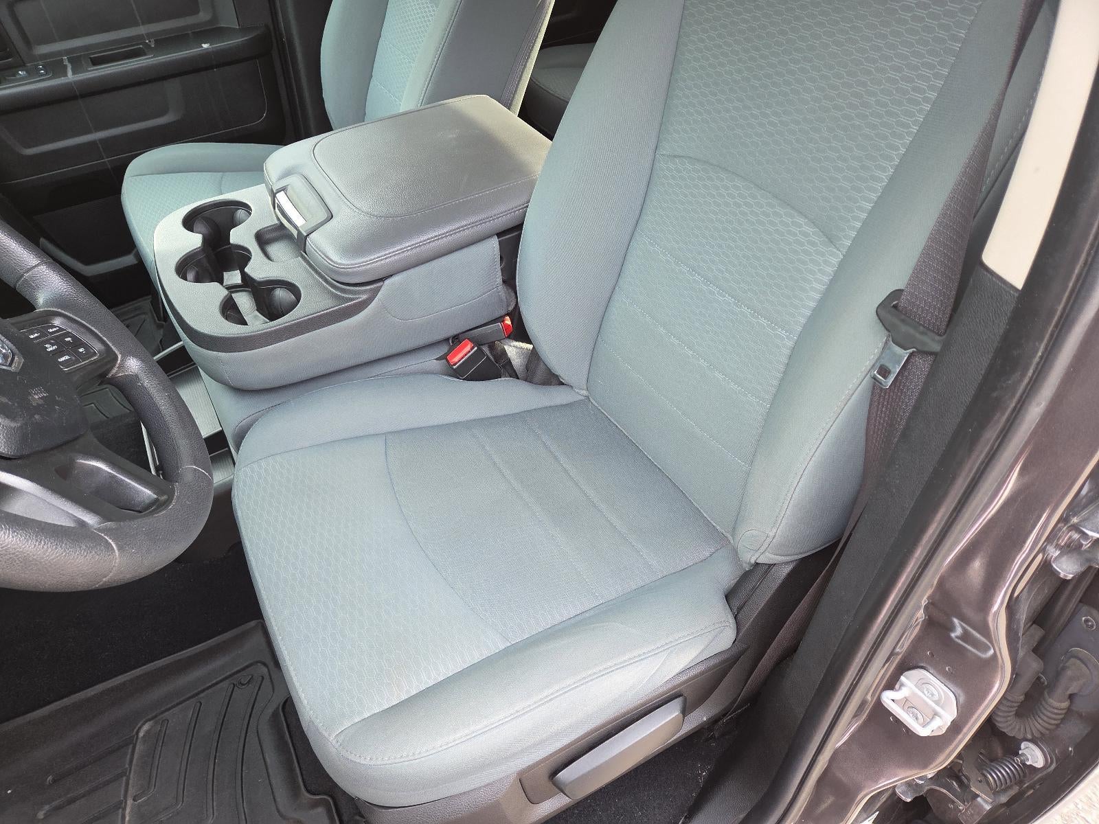 2019 RAM 1500 Classic Tradesman 4x4 Crew Cab 5'7" Box