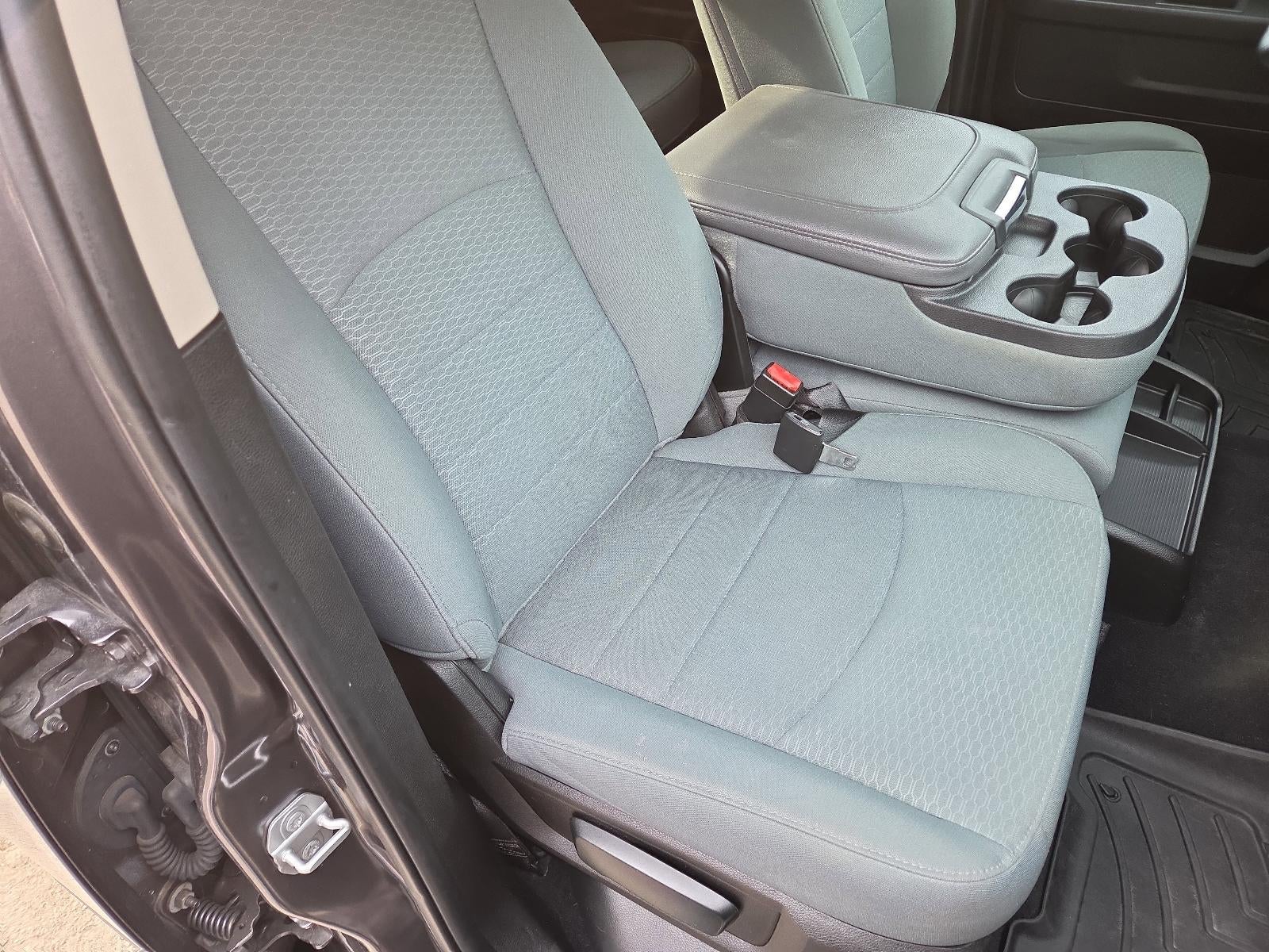 2019 RAM 1500 Classic Tradesman 4x4 Crew Cab 5'7" Box