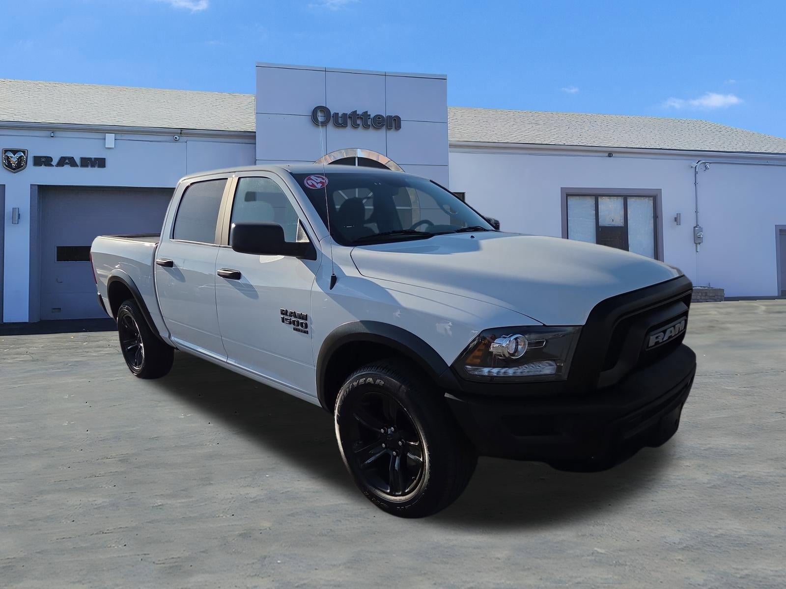 2024 RAM 1500 Classic Warlock 4x4 Crew Cab 5'7" Box