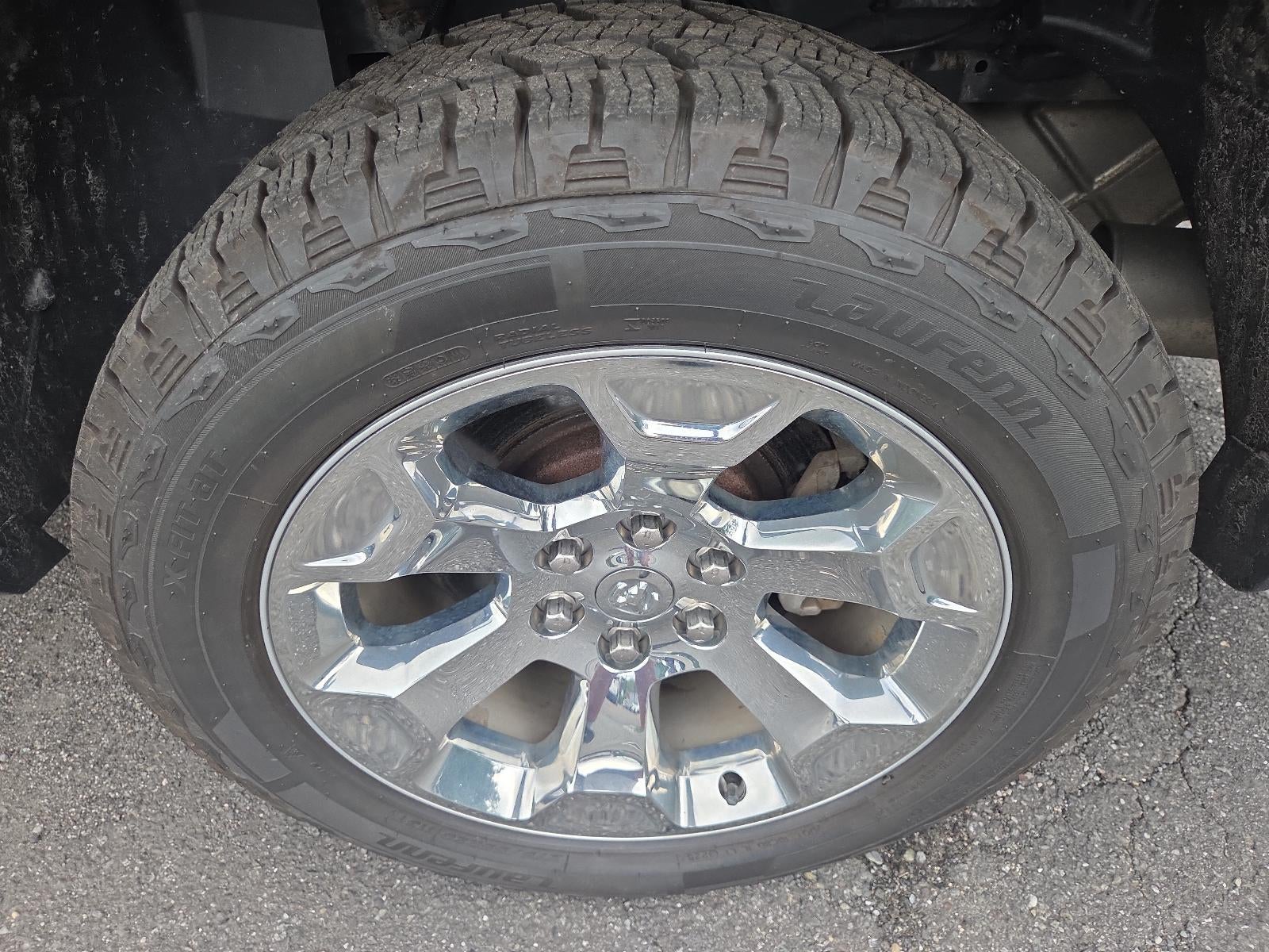 2020 RAM 1500 Big Horn 4x4 Crew Cab 5'7" Box