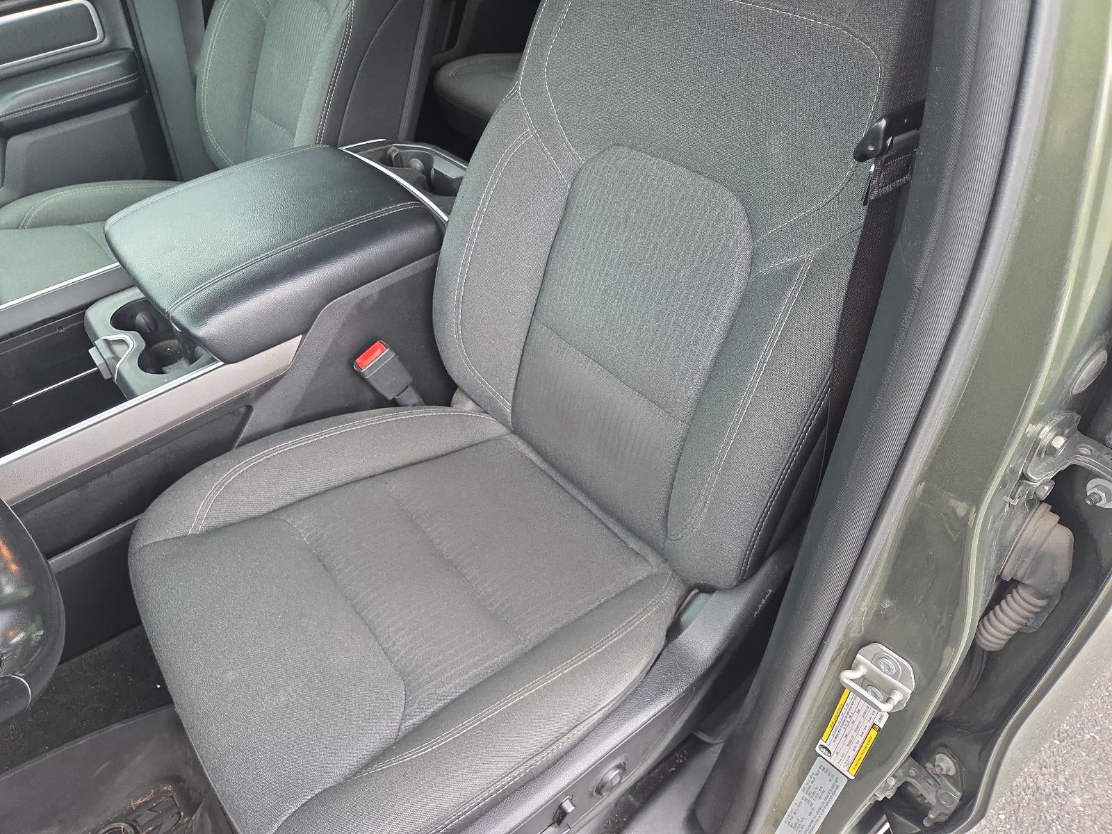 2020 RAM 1500 Big Horn 4x4 Crew Cab 5'7" Box