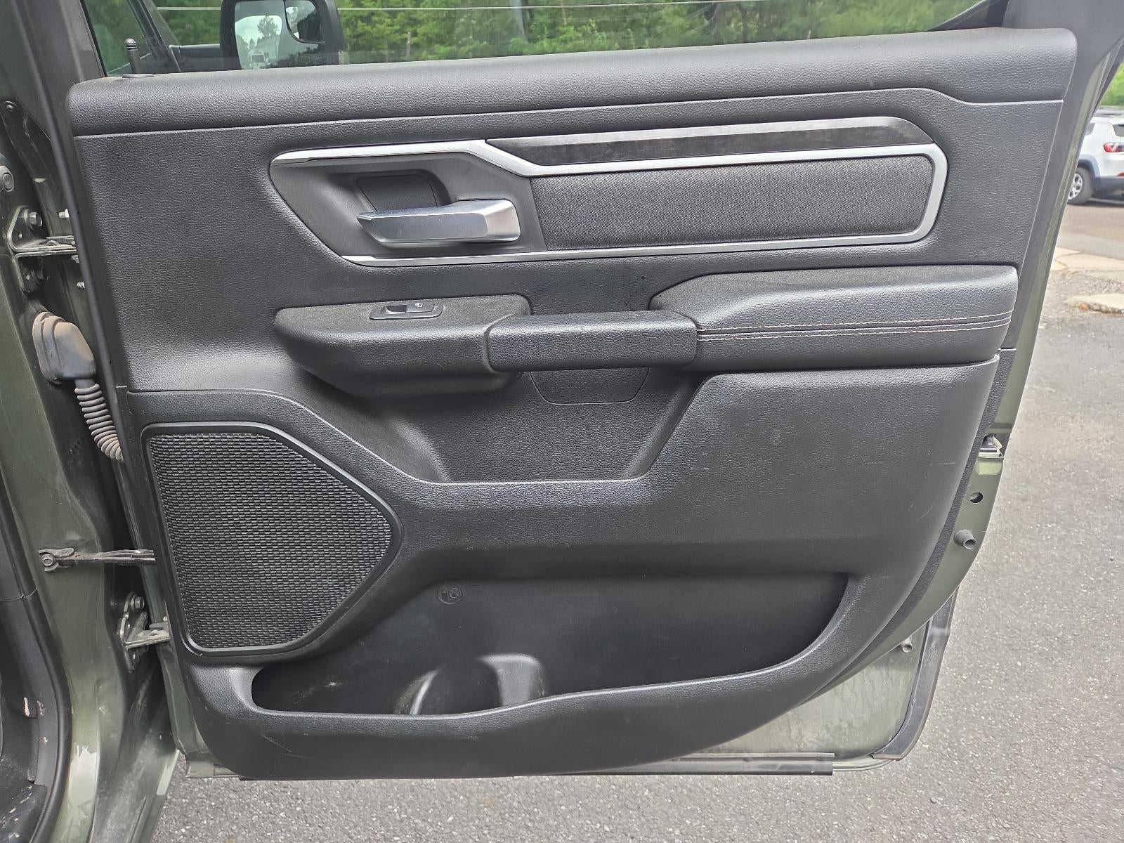 2020 RAM 1500 Big Horn 4x4 Crew Cab 5'7" Box