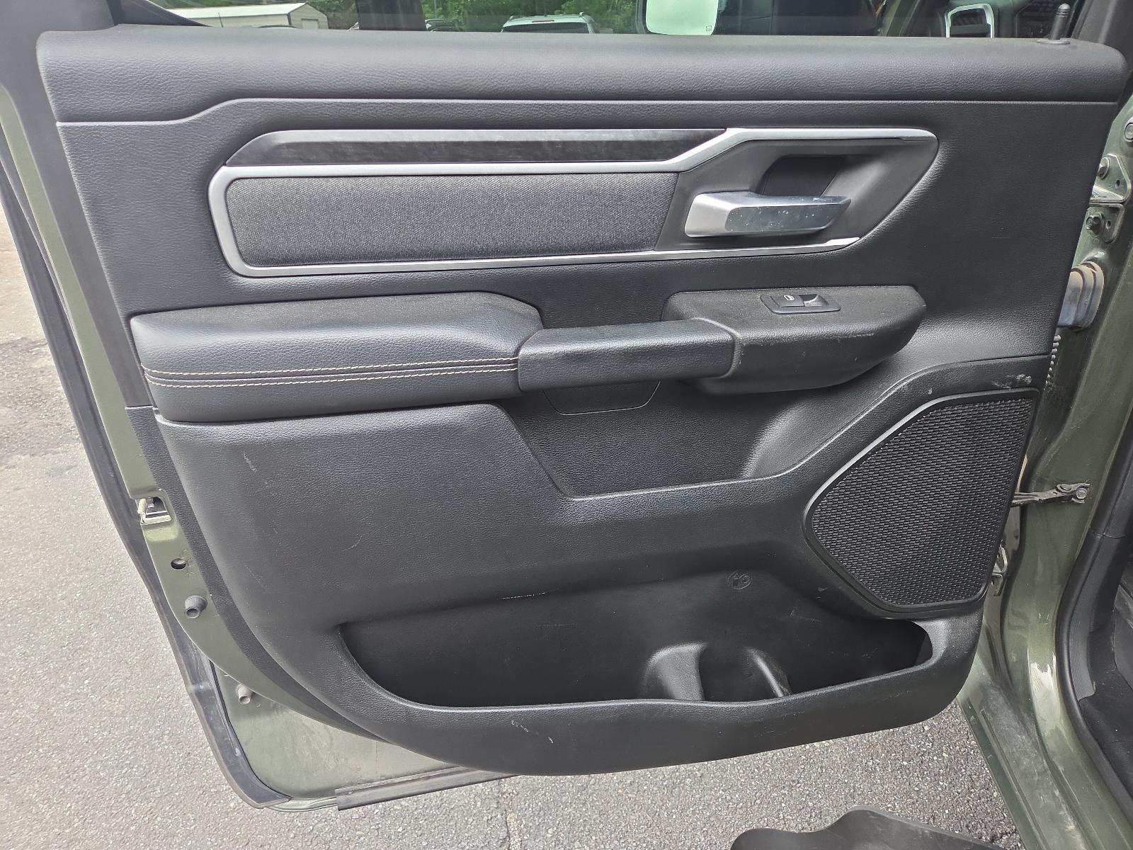 2020 RAM 1500 Big Horn 4x4 Crew Cab 5'7" Box