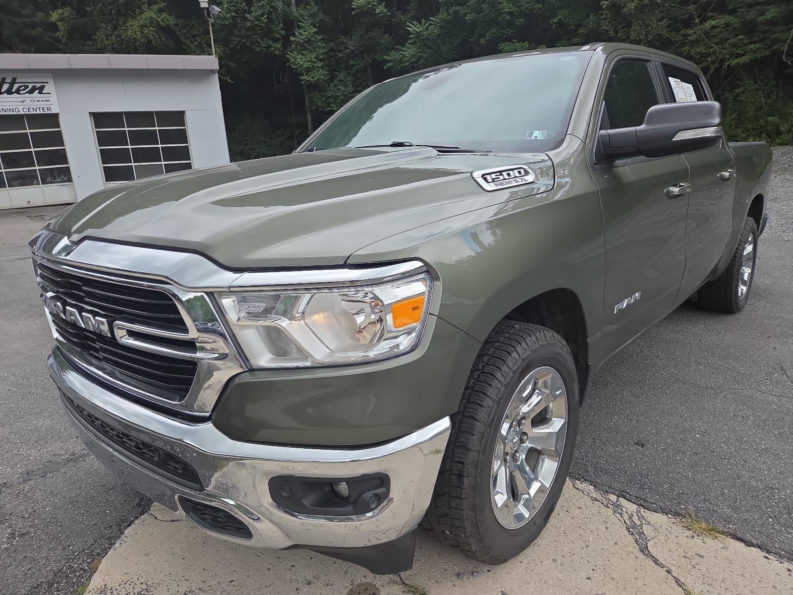 2020 RAM 1500 Big Horn 4x4 Crew Cab 5'7" Box