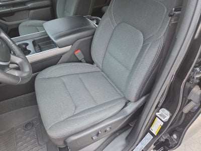2020 RAM 1500 Big Horn 4x4 Crew Cab 5'7" Box