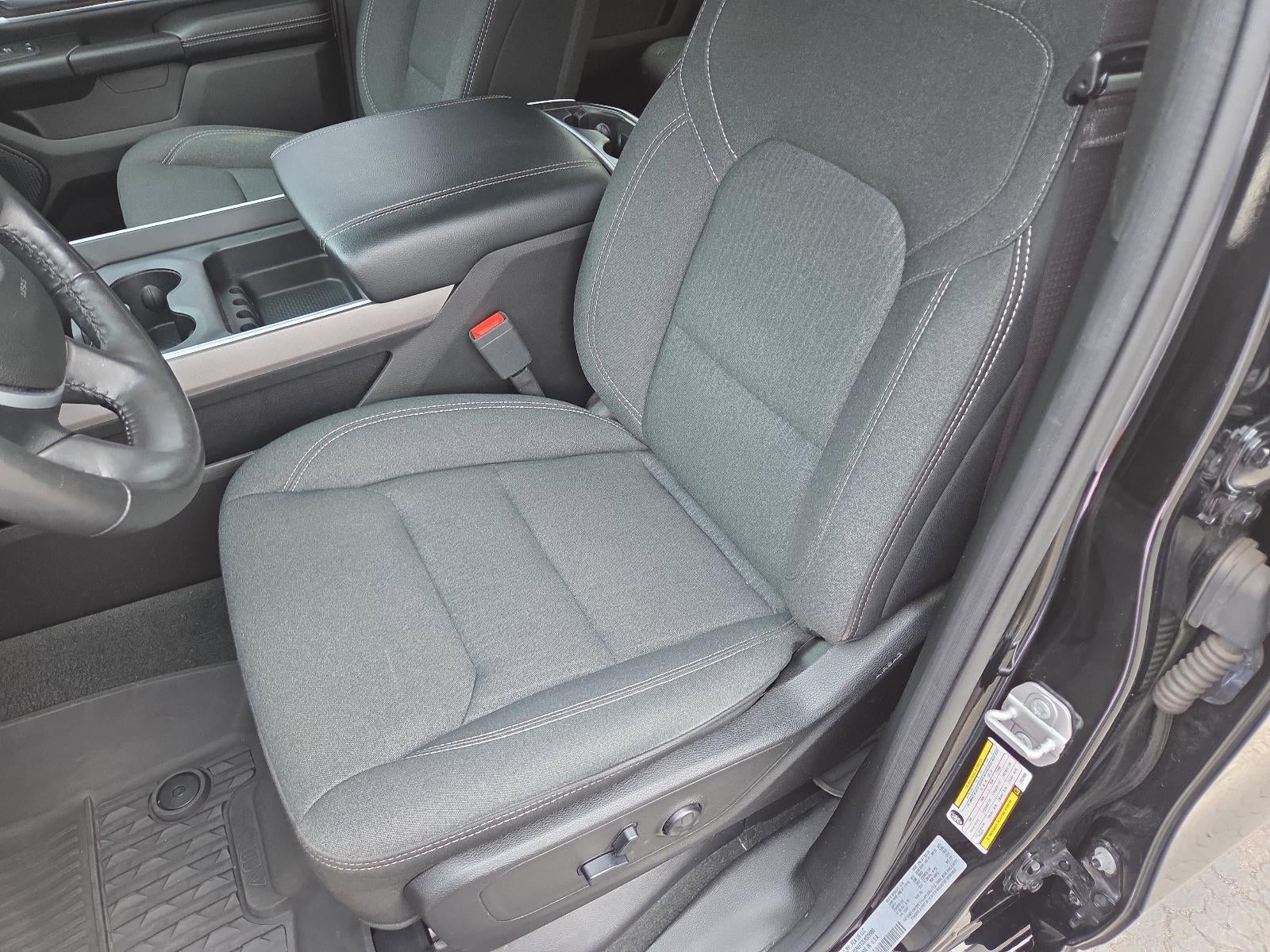 2020 RAM 1500 Big Horn 4x4 Crew Cab 5'7" Box