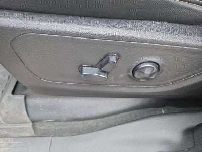 2020 RAM 1500 Big Horn 4x4 Crew Cab 5'7" Box