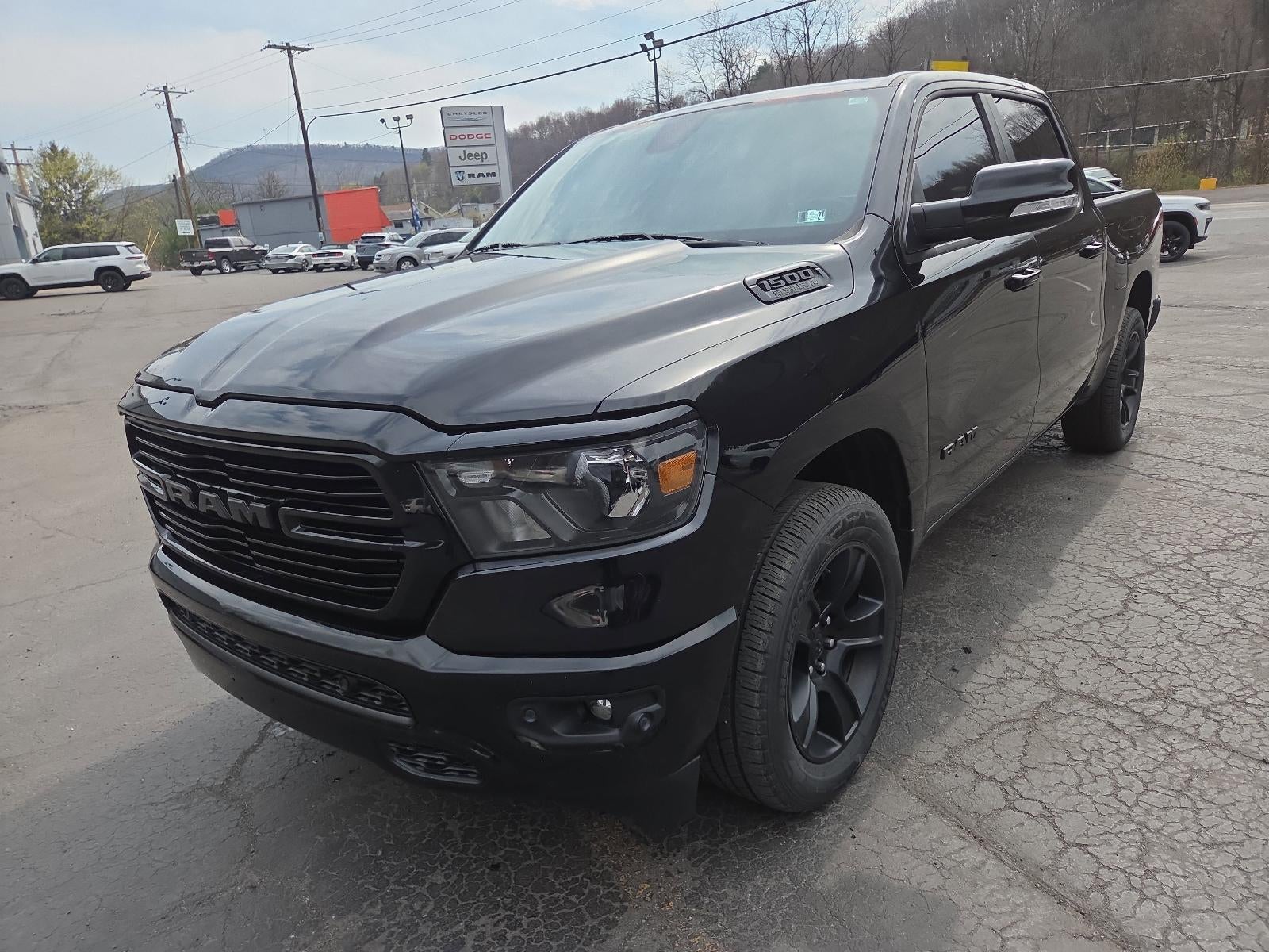 2020 RAM 1500 Big Horn 4x4 Crew Cab 5'7" Box