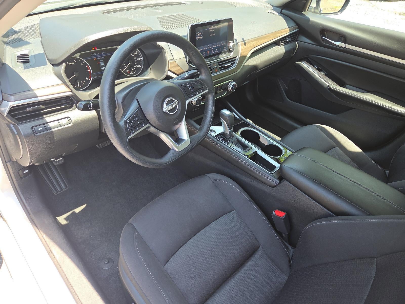 2023 Nissan Altima 2.5 SV Sedan