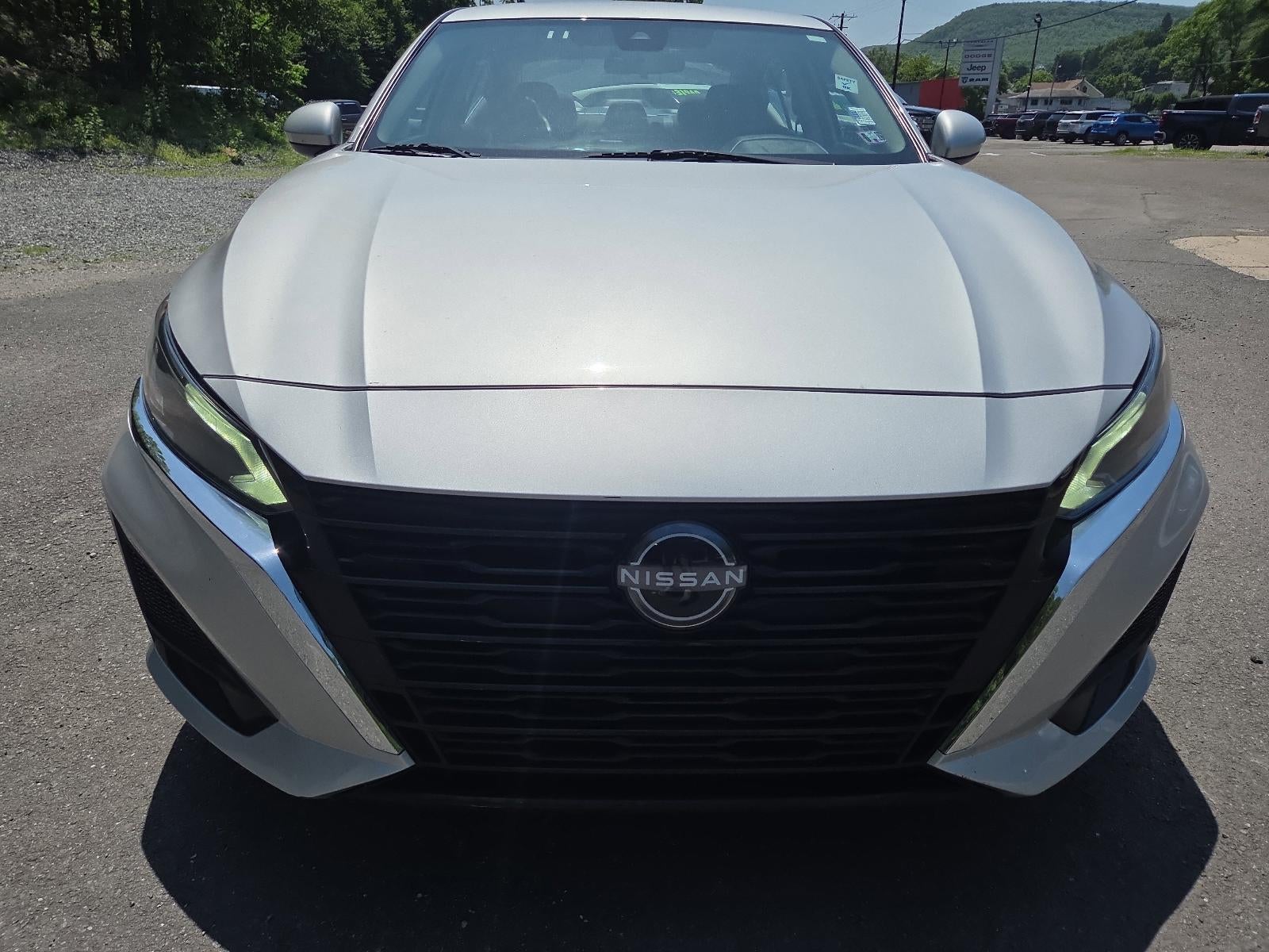 2023 Nissan Altima 2.5 SV Sedan